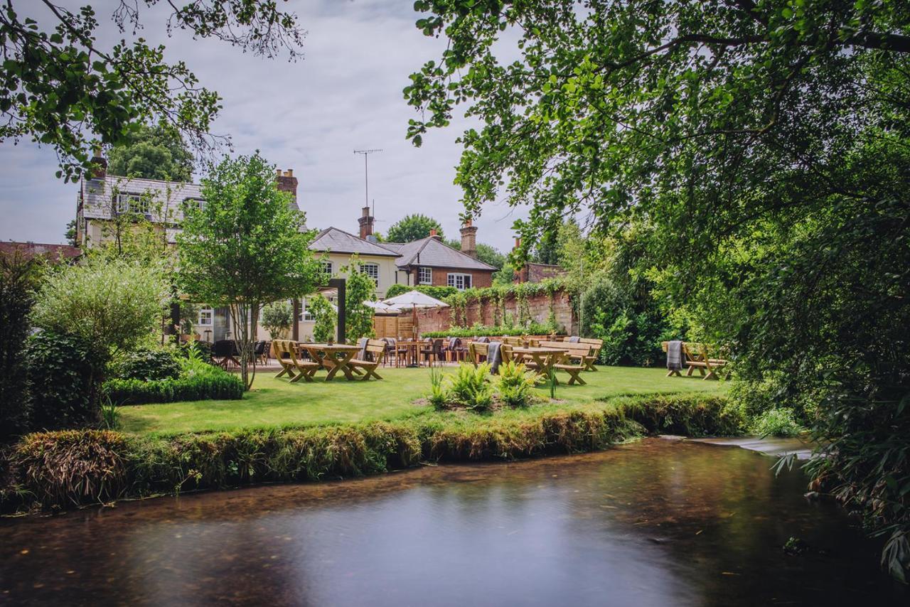 The Drummond At Albury Гильдфорд Экстерьер фото